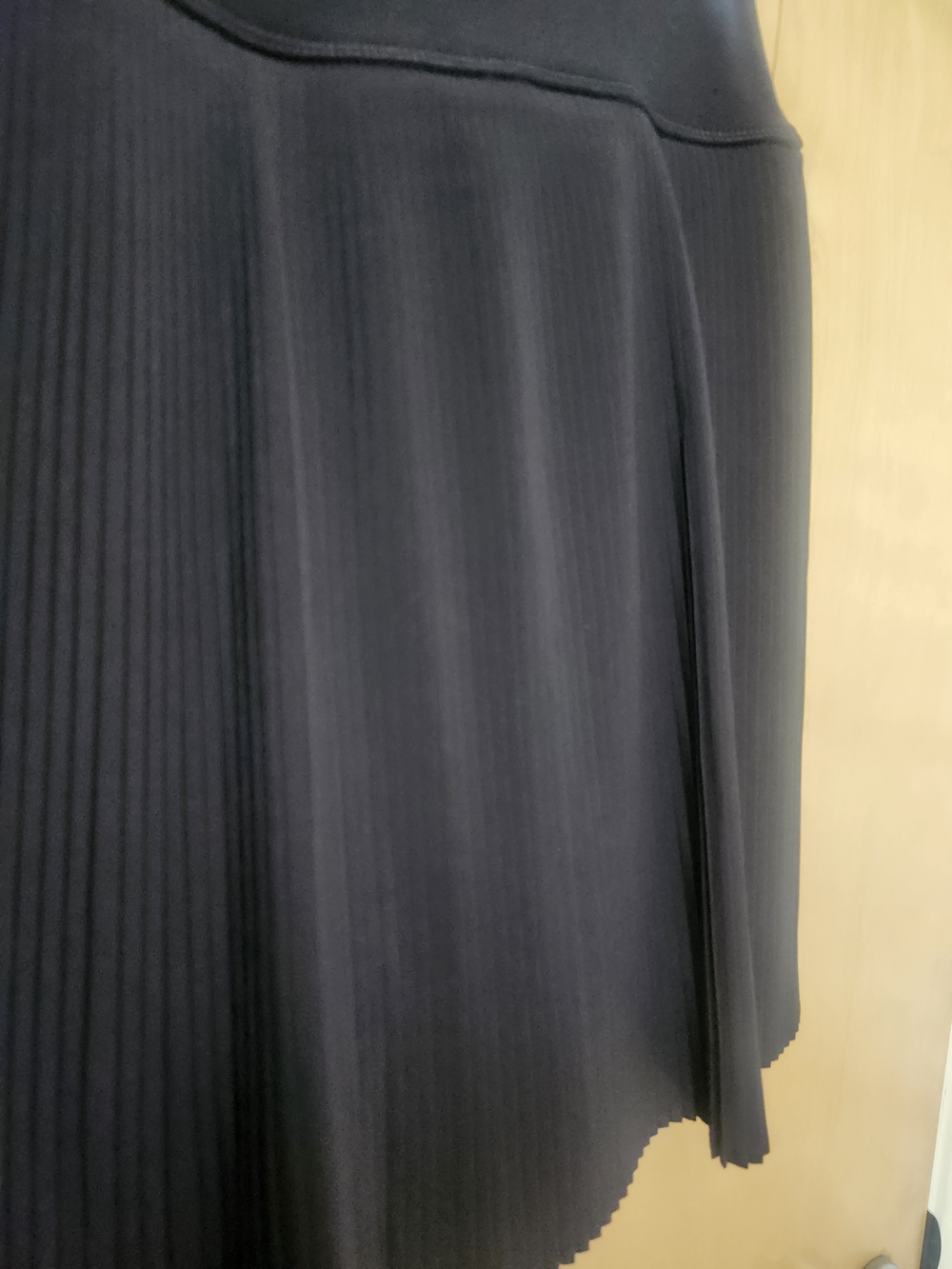 Yogalicious Black Pleated Skater Skirt - Picture 7 of 8